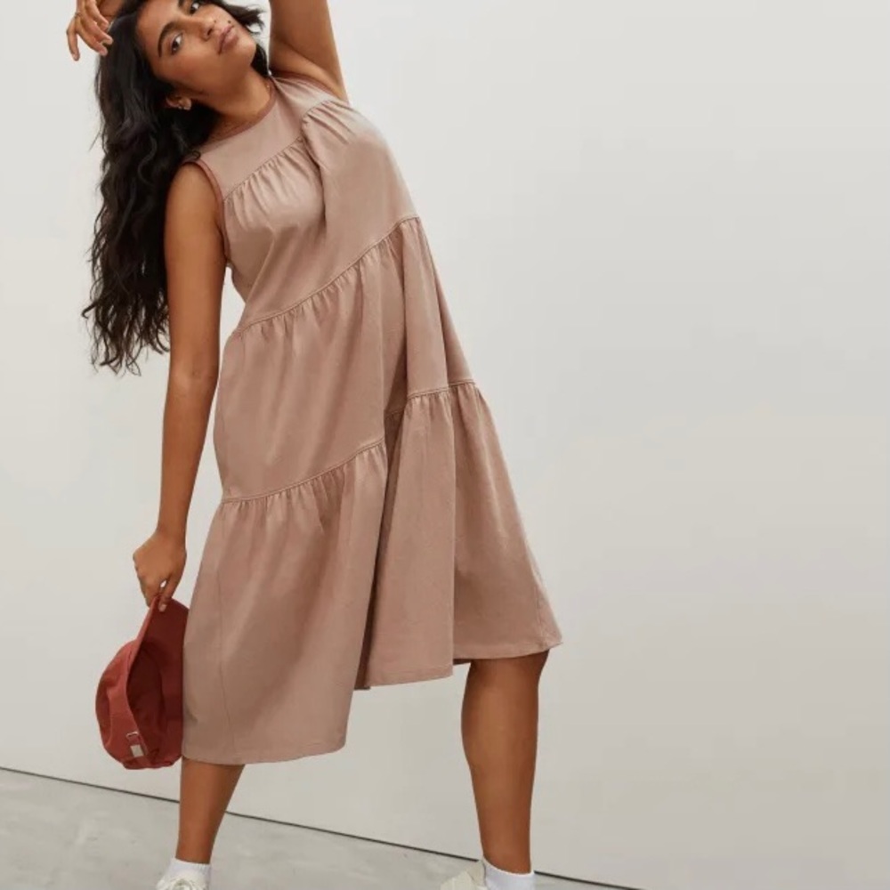 Everlane Weekend Tiered Dress